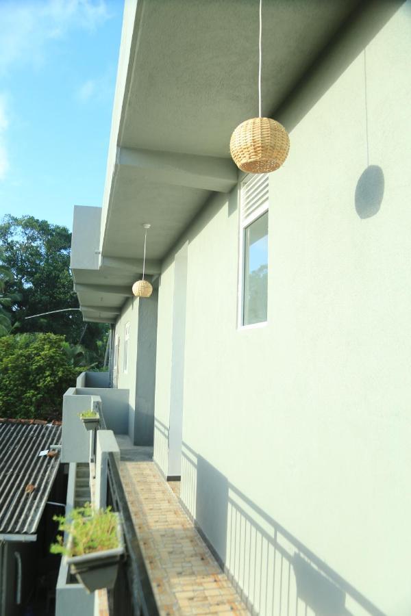 Sri Villa Rest Hikkaduwa Exterior photo